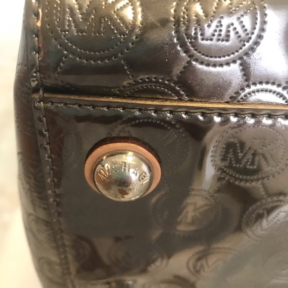 Michael Kors purse - Picture 5 of 8